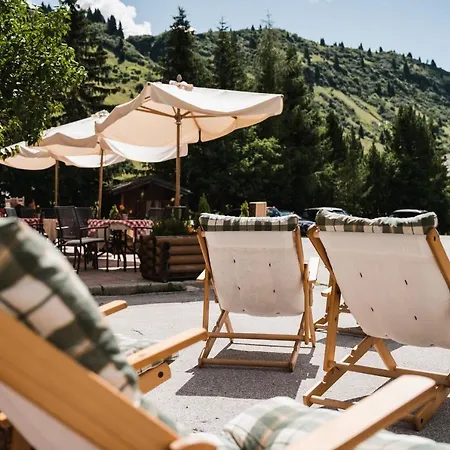 Monte Cherz Hotel
