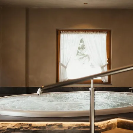 מלון Monte Cherz אראבה