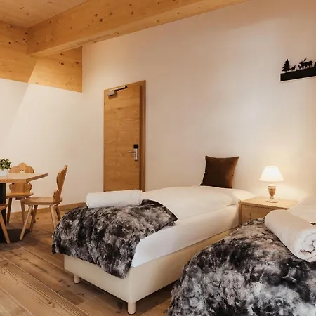 Monte Cherz Hotel