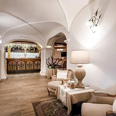 Monte Cherz Hotel Arabba