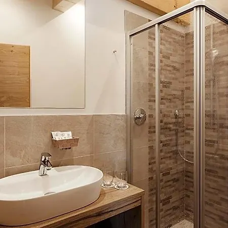 Hotel Monte Cherz 3*