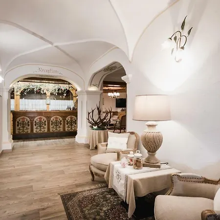 Monte Cherz Hotel 3*