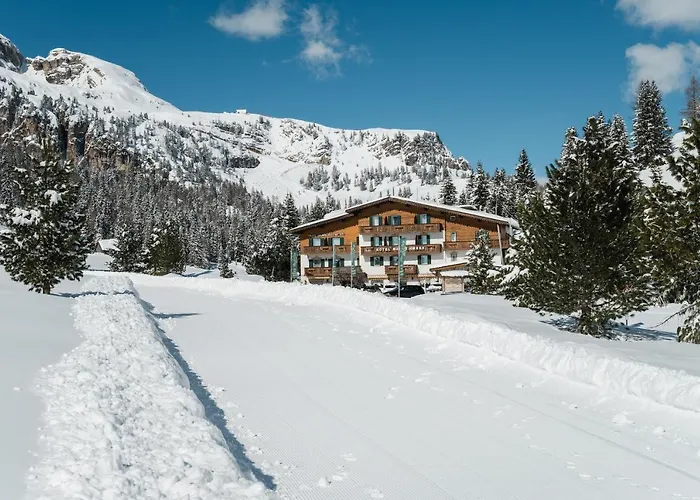 Hotel Monte Cherz 3*