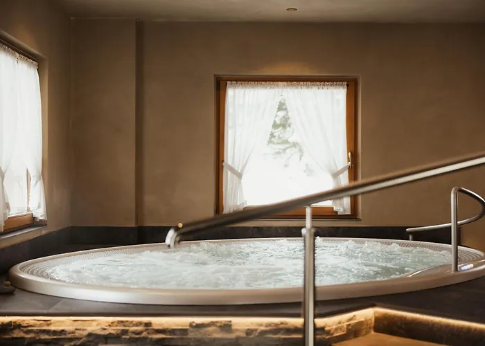 Hotel Monte Cherz Arabba