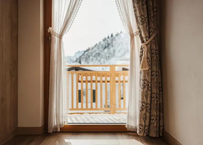 Hotel Monte Cherz 3*